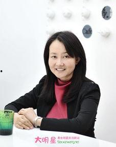 主持人杨阳写真照片,光影中的魅力瞬间